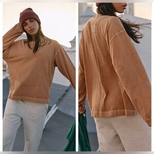 NWOT size Small Free People Movement Hustle Layer long sleeve